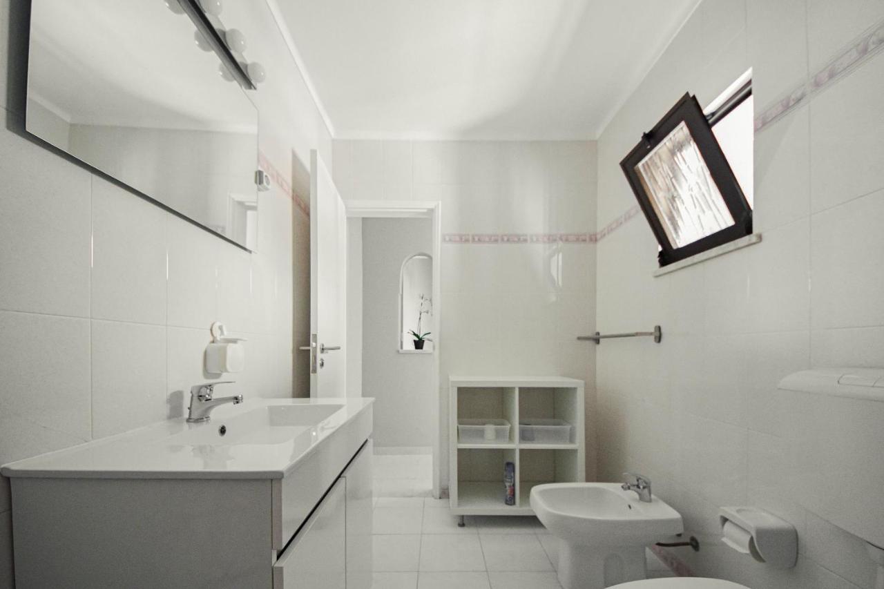 Blue Door Лагос Екстериор снимка